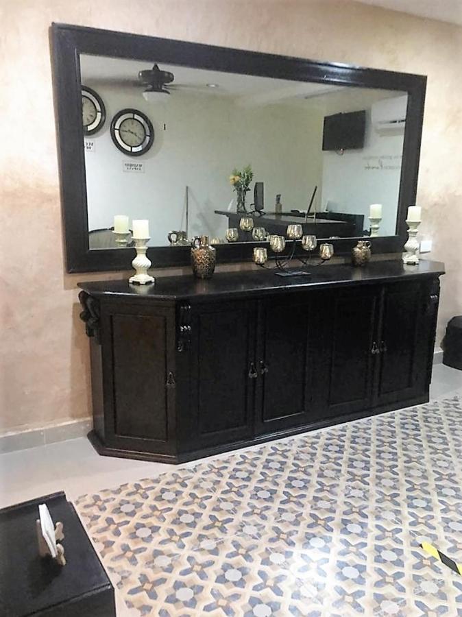 Hotel Recuerdos Вальядолид Экстерьер фото
